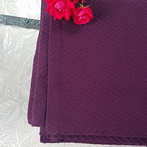 NEW. 100% cotton blanket. Size King. - Picture 3 of 5